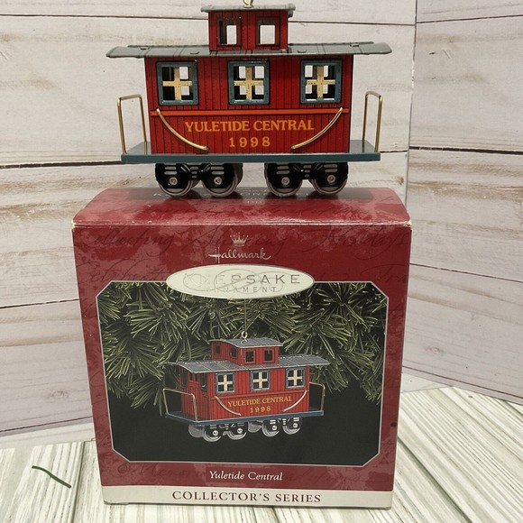 Hallmark Keepsake Yuletide Central Train- Pressed Tin #2 #3 #4 #5 - Picture 11 of 16